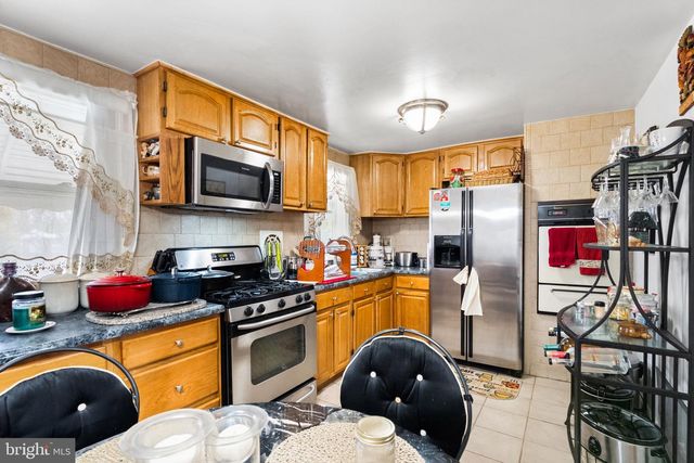 2811 RYERSON PL, Philadelphia, PA 19114