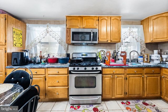 2811 RYERSON PL, Philadelphia, PA 19114