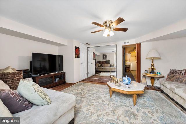 2811 RYERSON PL, Philadelphia, PA 19114