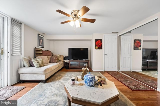 2811 RYERSON PL, Philadelphia, PA 19114