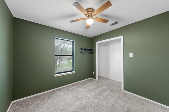 1010 December Drive, Hewitt, TX 76643