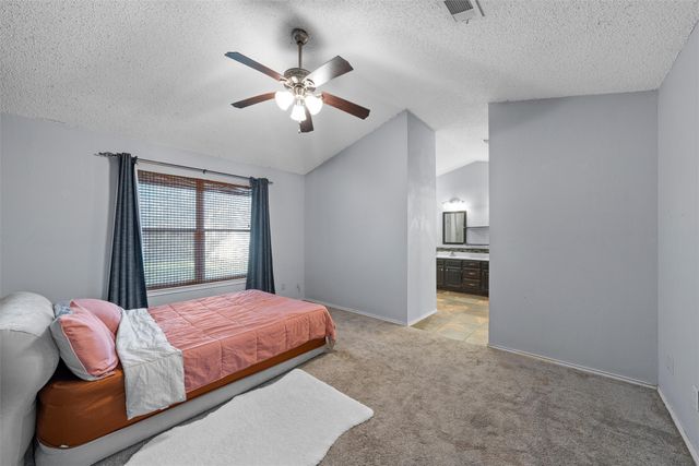 1010 December Drive, Hewitt, TX 76643