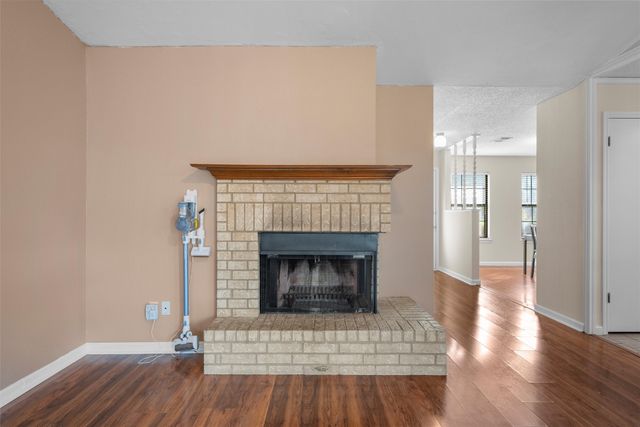 1010 December Drive, Hewitt, TX 76643