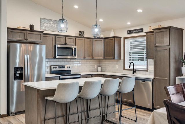 3141 Christenson LANE, Onalaska, WI 54650