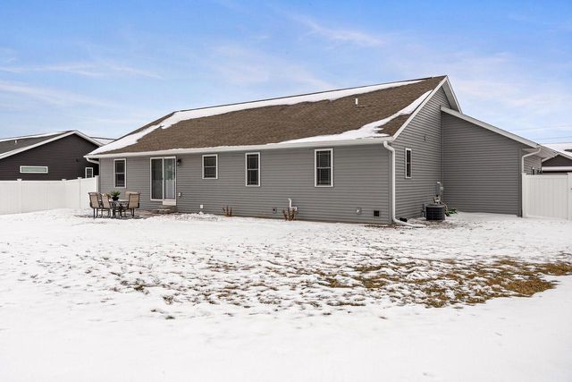 3141 Christenson LANE, Onalaska, WI 54650