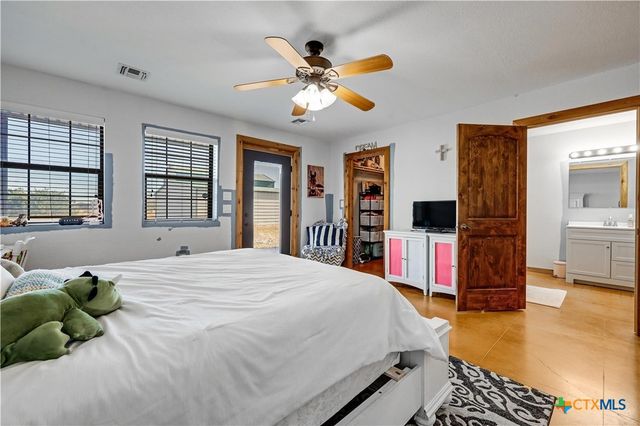 111 County Road 253, Bertram, TX 78605