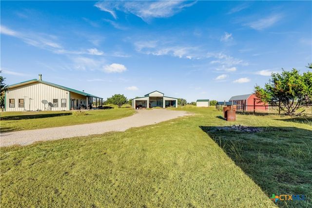 111 County Road 253, Bertram, TX 78605