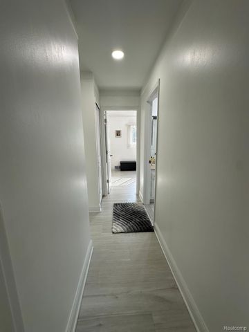 34080 BROOKSHIRE Drive, Sterling Heights, MI 48312