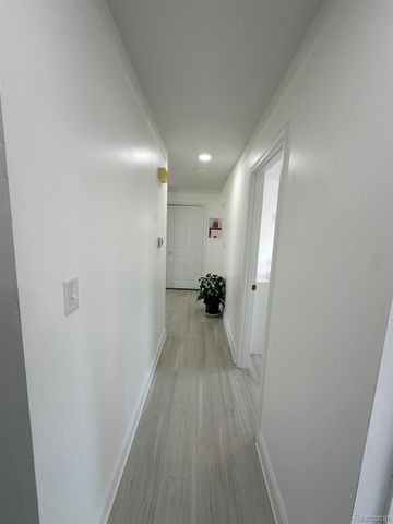 34080 BROOKSHIRE Drive, Sterling Heights, MI 48312