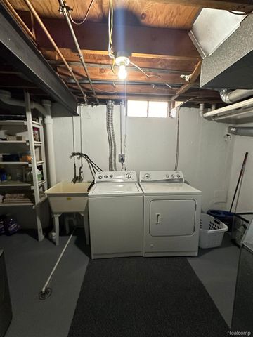 34080 BROOKSHIRE Drive, Sterling Heights, MI 48312