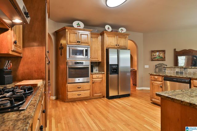 365 PATCHES LANE, Pell City, AL 35128