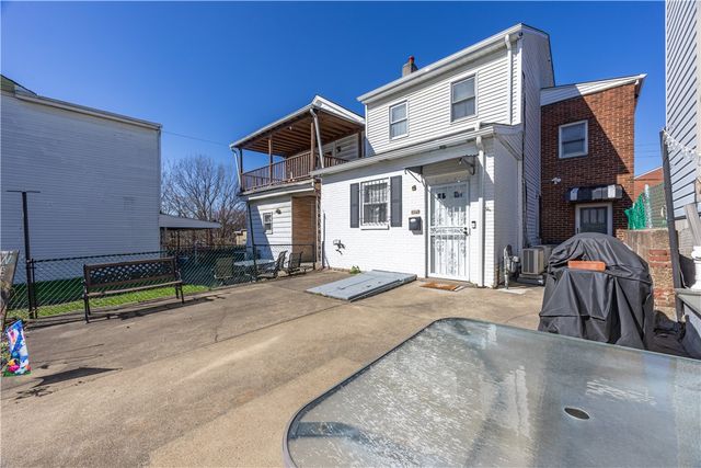 3245 Juliet St, Oakland, PA 15213