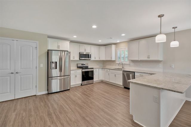 303 Plantation Point, Anderson, SC 29625