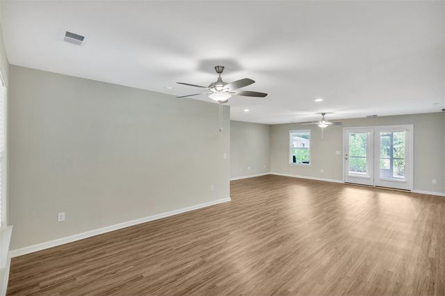 303 Plantation Point, Anderson, SC 29625