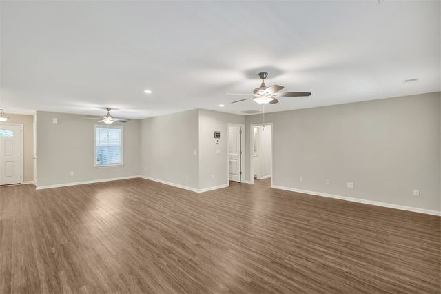 303 Plantation Point, Anderson, SC 29625
