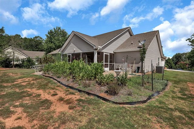 303 Plantation Point, Anderson, SC 29625