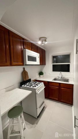 749 Linden Avenue, Rahway, NJ 07065