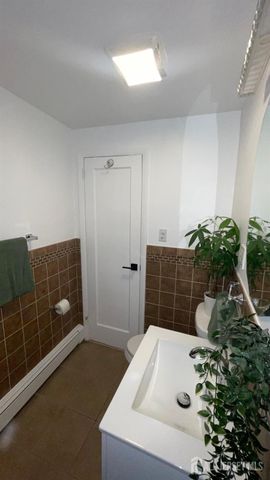 749 Linden Avenue, Rahway, NJ 07065