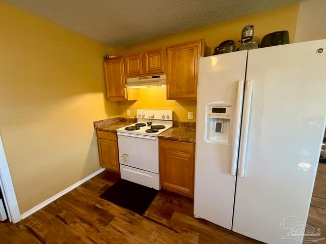 4130 W Jackson St, Pensacola, FL 32505