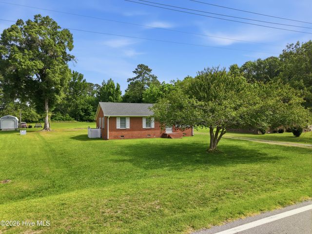 3236 Grainger Station Road, Kinston, NC 28501