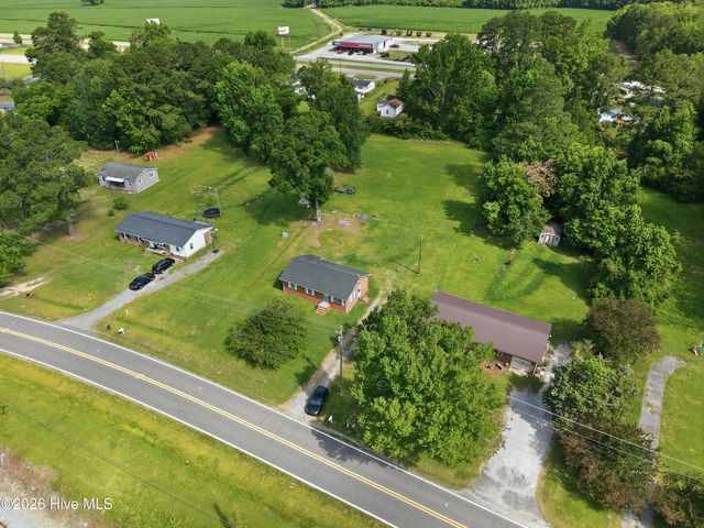 3236 Grainger Station Road, Kinston, NC 28501