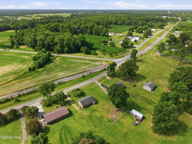 3236 Grainger Station Road, Kinston, NC 28501