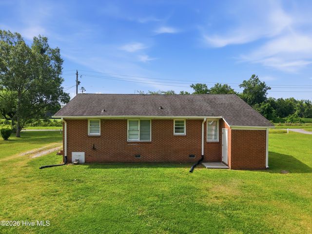 3236 Grainger Station Road, Kinston, NC 28501