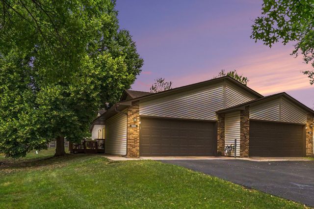 8689 134th Street W, Apple Valley, MN 55124