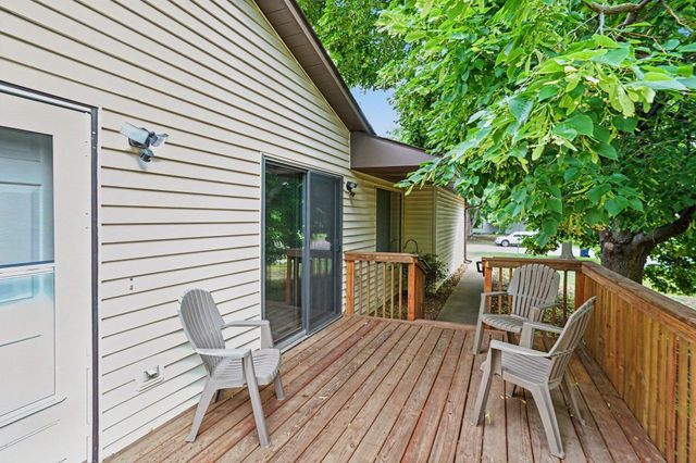 8689 134th Street W, Apple Valley, MN 55124