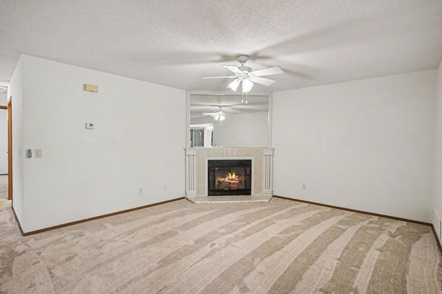 8689 134th Street W, Apple Valley, MN 55124