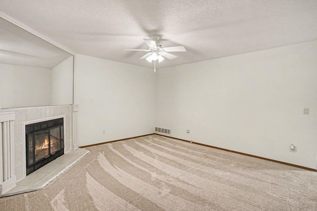8689 134th Street W, Apple Valley, MN 55124