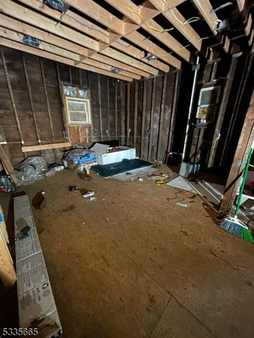377 Littleton Ave, Newark City, NJ 07103