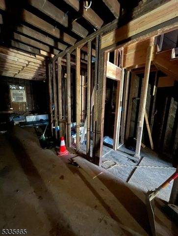 377 Littleton Ave, Newark City, NJ 07103