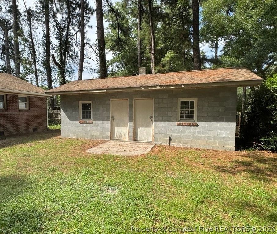 107 S 1st Street, Maxton, NC 28364 — photo 17