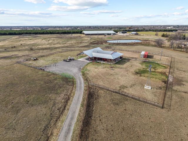 1050 County Road 5025, Leonard, TX 75452