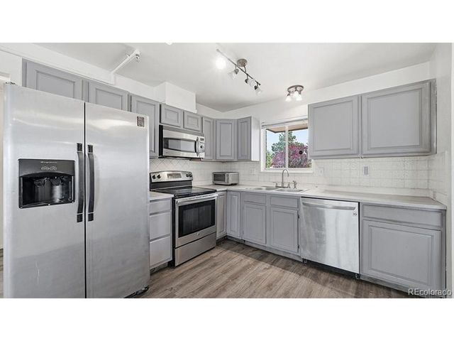 1550 Hiawatha Dr, Colorado Springs, CO 80915