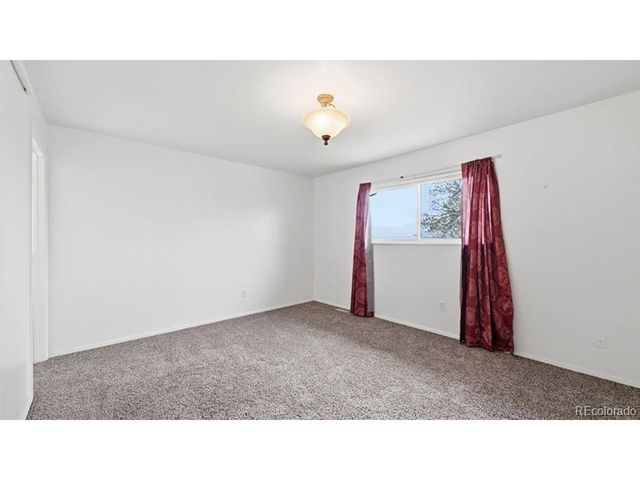 1550 Hiawatha Dr, Colorado Springs, CO 80915