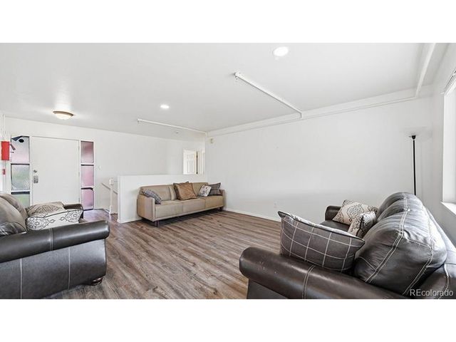 1550 Hiawatha Dr, Colorado Springs, CO 80915