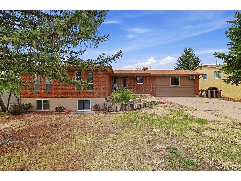 1550 Hiawatha Dr, Colorado Springs, CO 80915