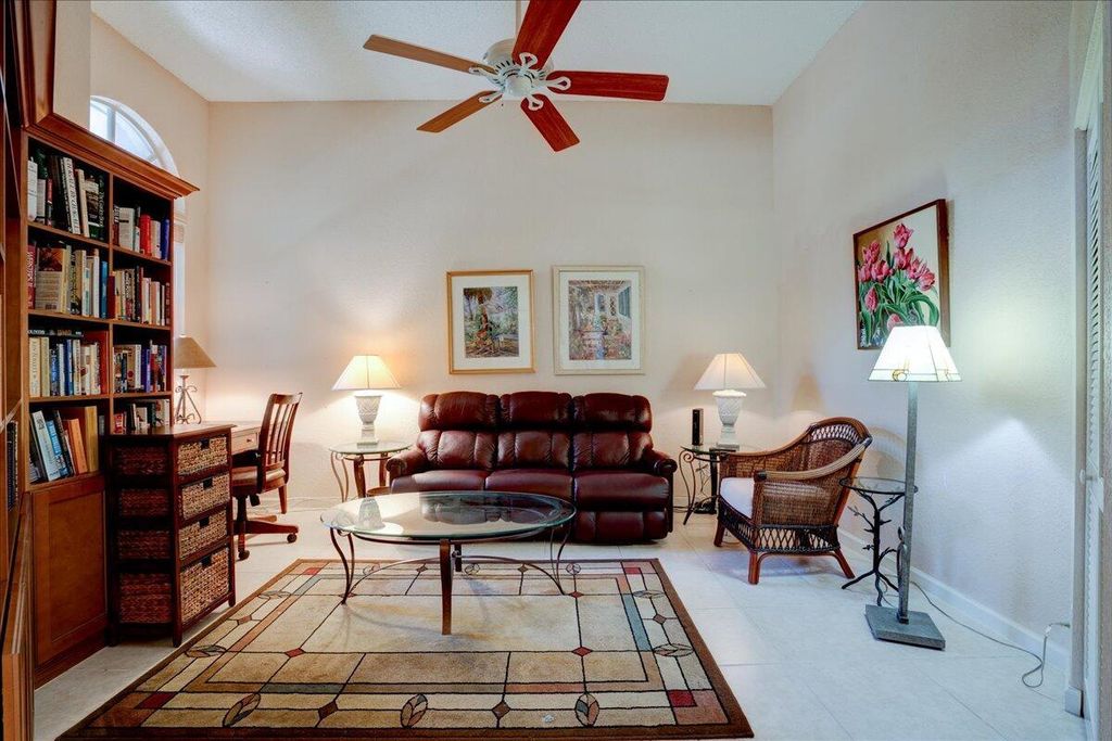 Image 18 of property listing at 4701 Carlton Golf Drive, Wellington, FL 33449