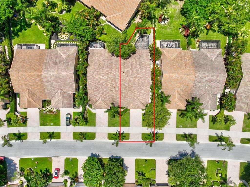 Image 39 of property listing at 4701 Carlton Golf Drive, Wellington, FL 33449