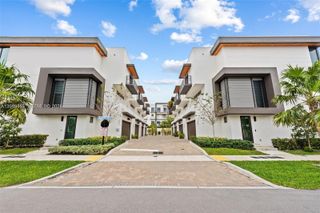1056 N Victoria Park Road, Fort Lauderdale, FL 33304