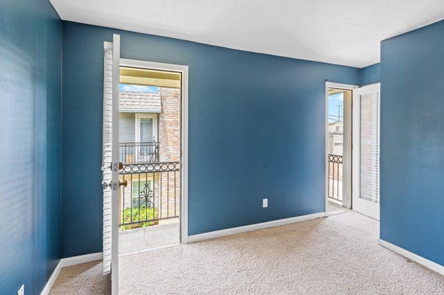5514 Beverlyhill Street 2, Houston, TX 77056