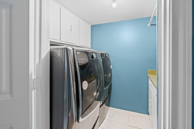 5514 Beverlyhill Street 2, Houston, TX 77056