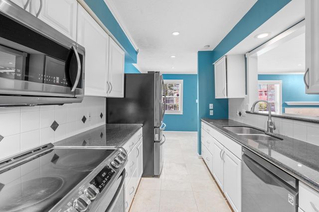5514 Beverlyhill Street 2, Houston, TX 77056