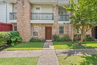 5514 Beverlyhill Street 2, Houston, TX 77056