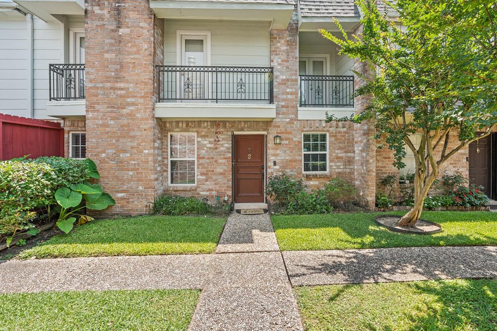 5514 Beverlyhill Street 2, Houston, TX 77056