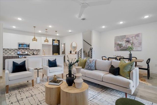 2624 Metcalfe RD 10, Austin, TX 78741