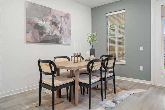 2624 Metcalfe RD 10, Austin, TX 78741