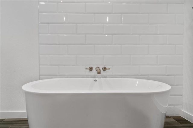 2624 Metcalfe RD 10, Austin, TX 78741